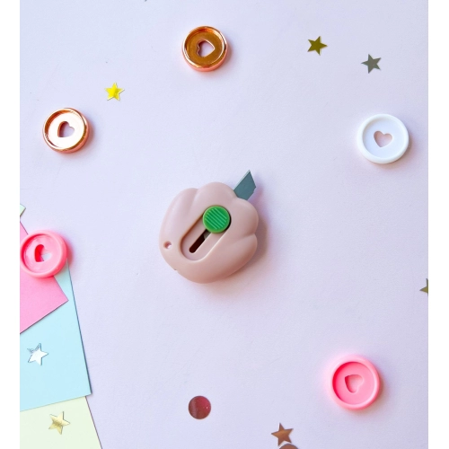 CUTTER MINI RETRACTIL "PATITA" - Imagen 3